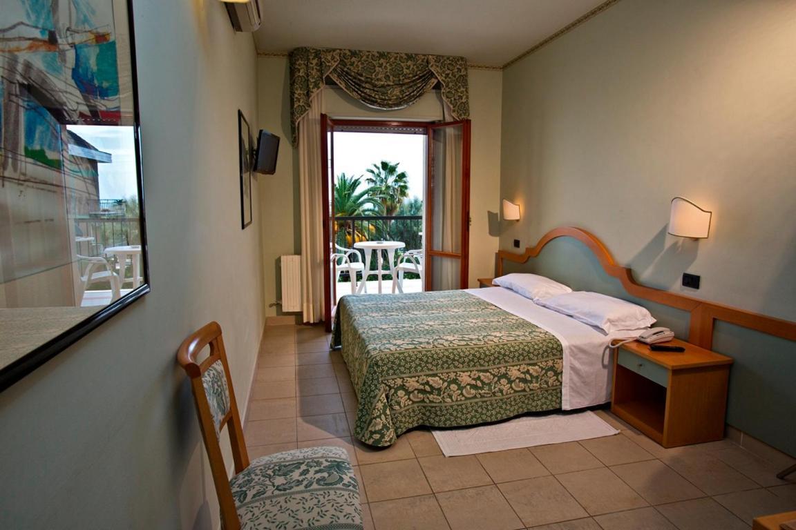 Hotel Sayonara San Benedetto del Tronto Esterno foto