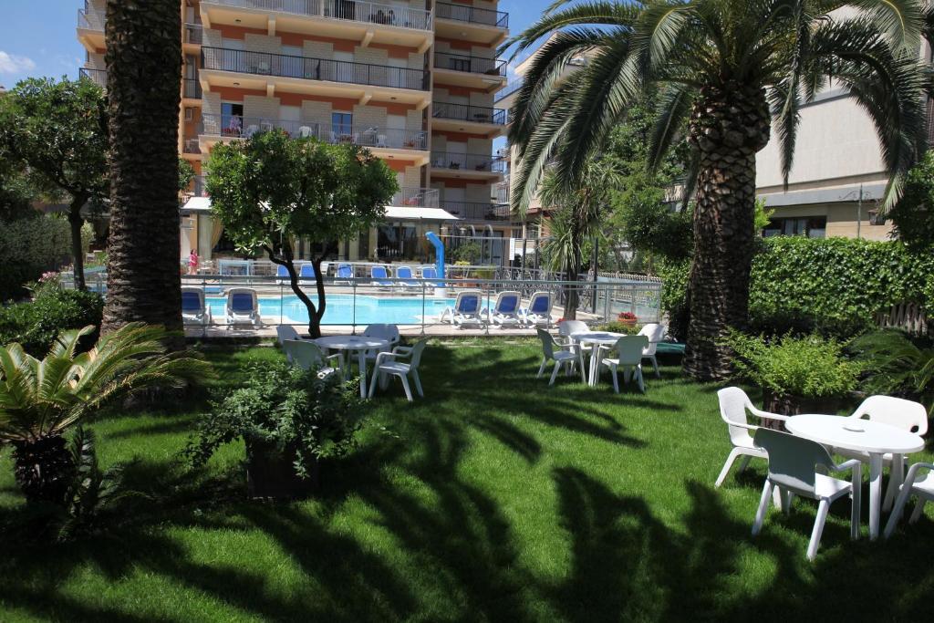 Hotel Sayonara San Benedetto del Tronto Esterno foto